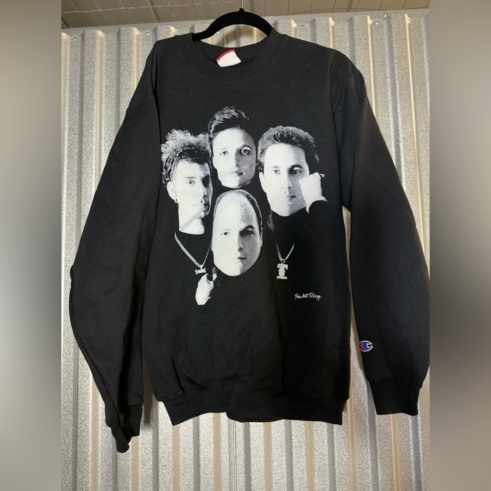 Vintage Seinfeld Black Graphic Crewneck Sweater